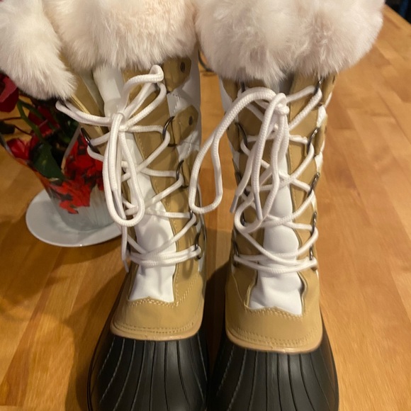 SOLD - Picture 5 of 7